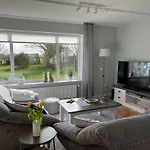 Apartman Mariannes Hues 1 *