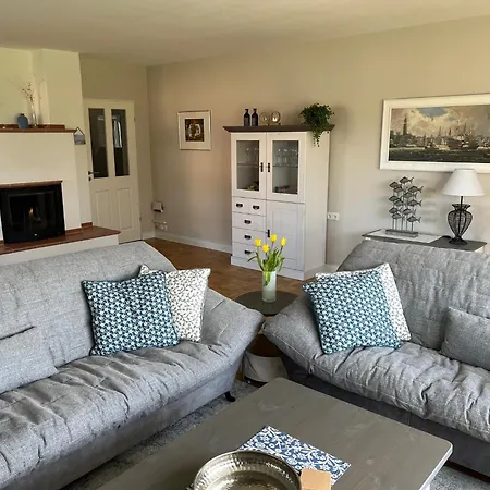 Apartman Mariannes Hues 1 *